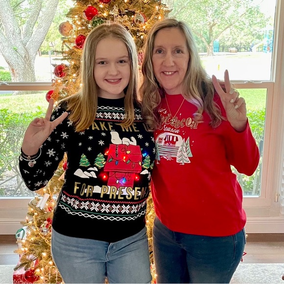 Meet your Posher, Melissa - Picture 1 of 3